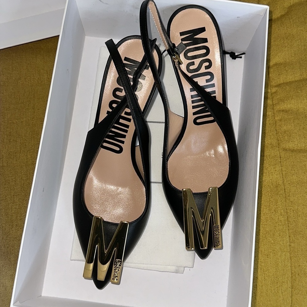 MOSCHINO Couture Gold Logo Black Leather Slingback Pumps Sz. 39 NEW! - Picture 5 of 9